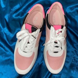 Micheal Kors Sneakers
